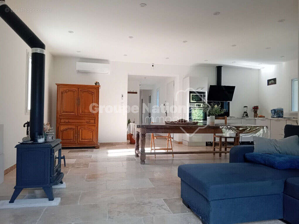 Maison à SAINT-ETIENNE-DU-GRES