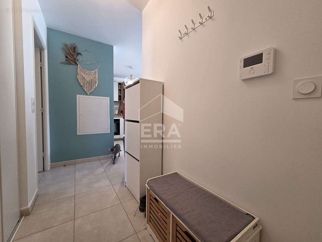 Appartement à SAINT-LAURENT-DU-VAR