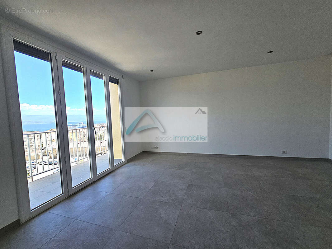 Appartement à AJACCIO