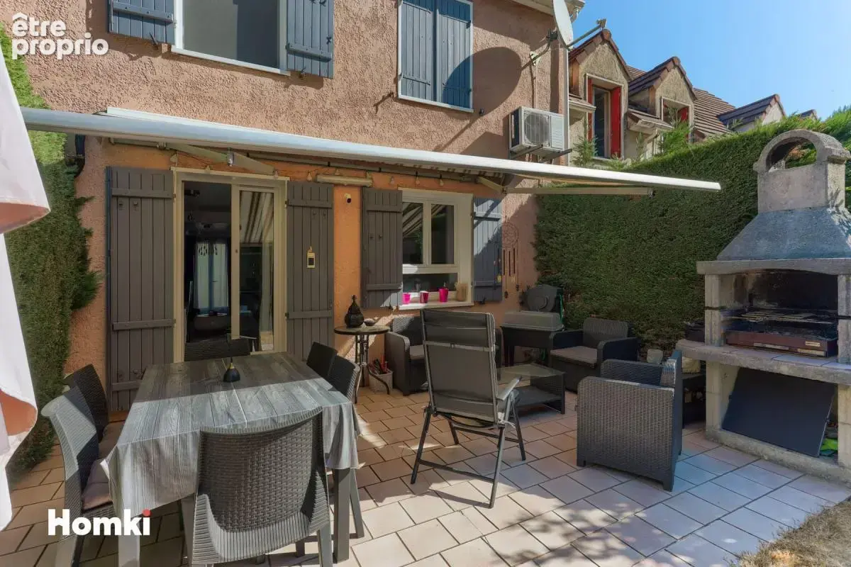 Maison T7 de 135 m² à Combs-la-Ville 77380 - photo 13