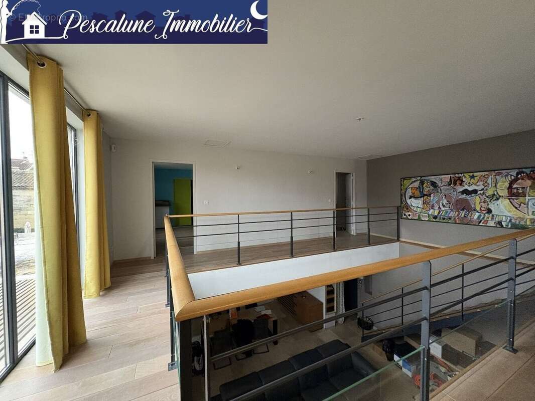 Maison à SAINT-LAURENT-D'AIGOUZE