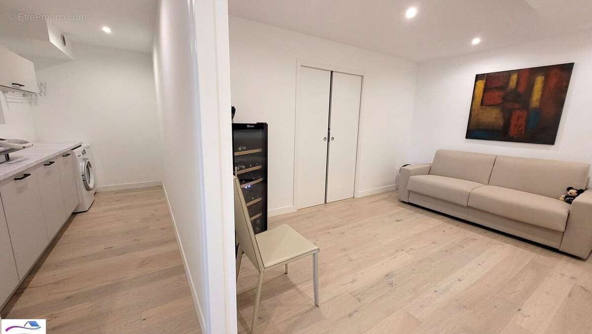 Appartement à MANDELIEU-LA-NAPOULE