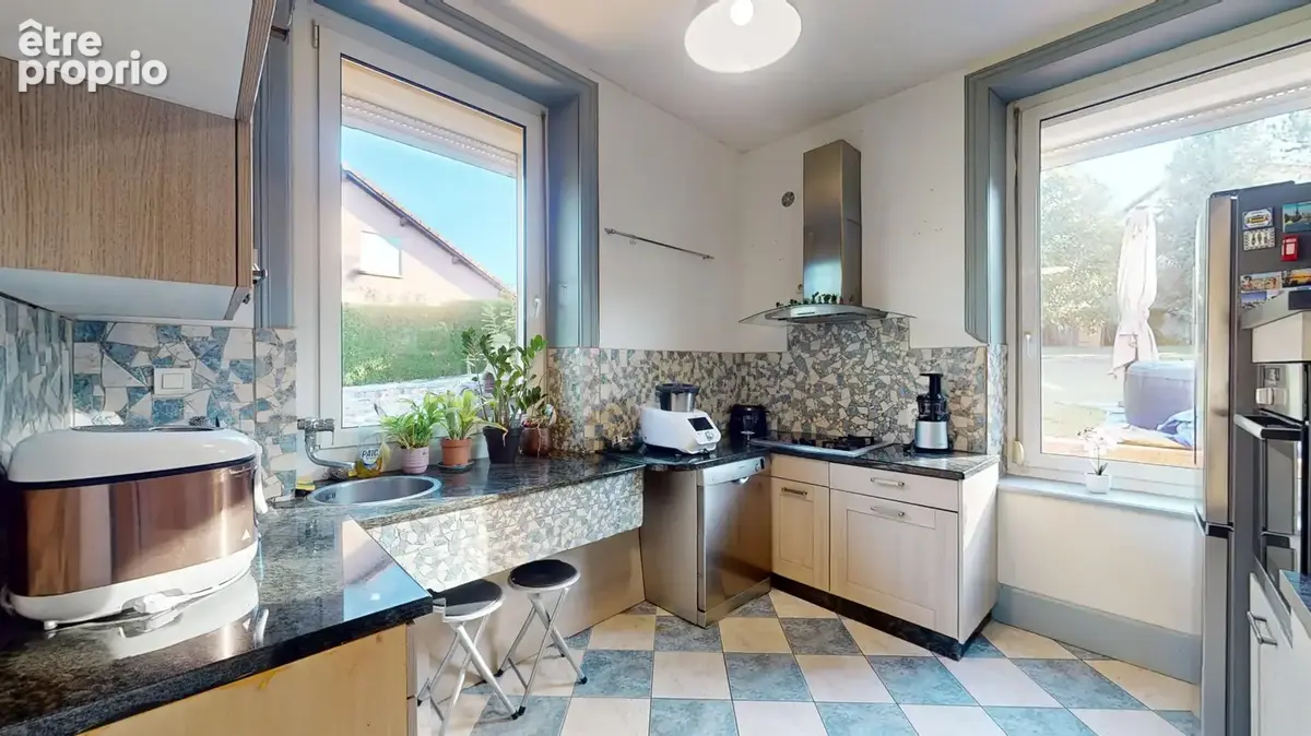 Immense maison avec terrasse en vente à Bruyères - photo 8