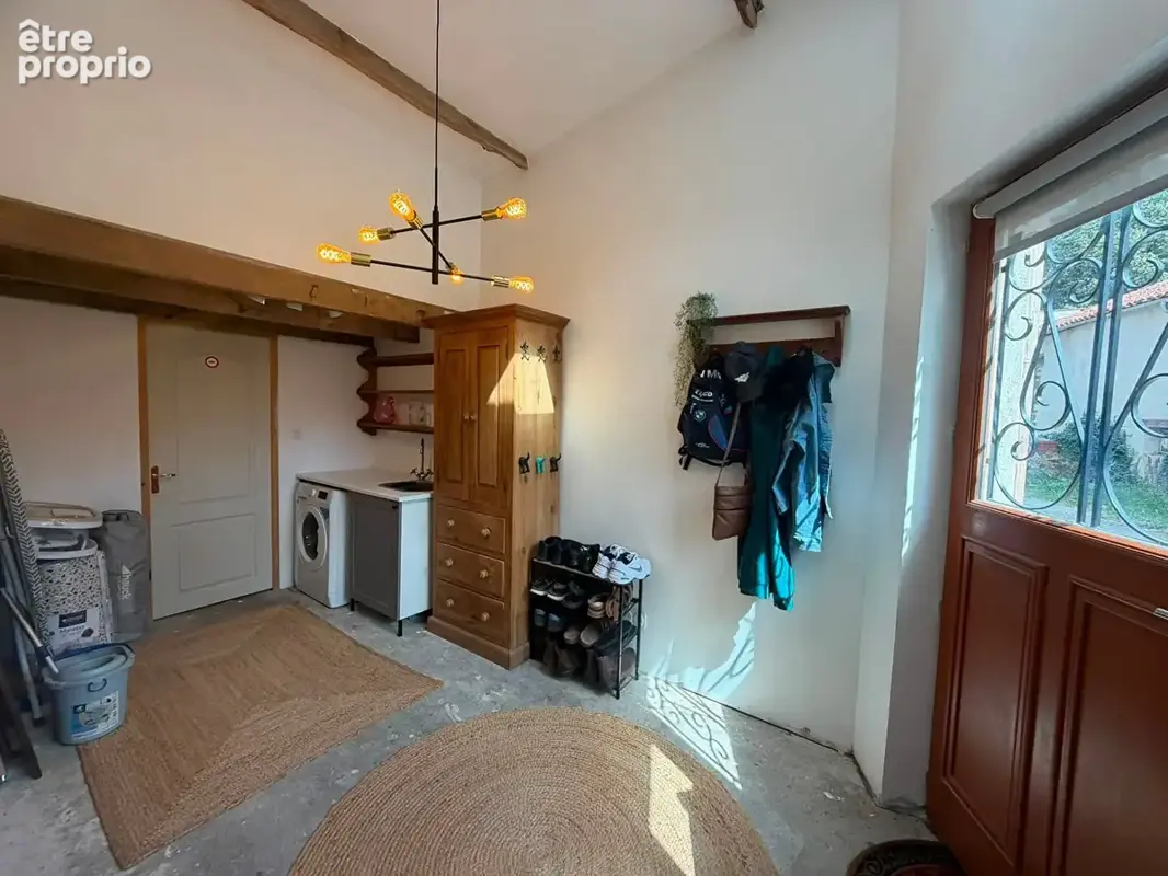 HAUTE-VIENNE -Superbe maison en pierre entièrement rénovée avec jardin de 2 917 m² et grande grange - photo 9