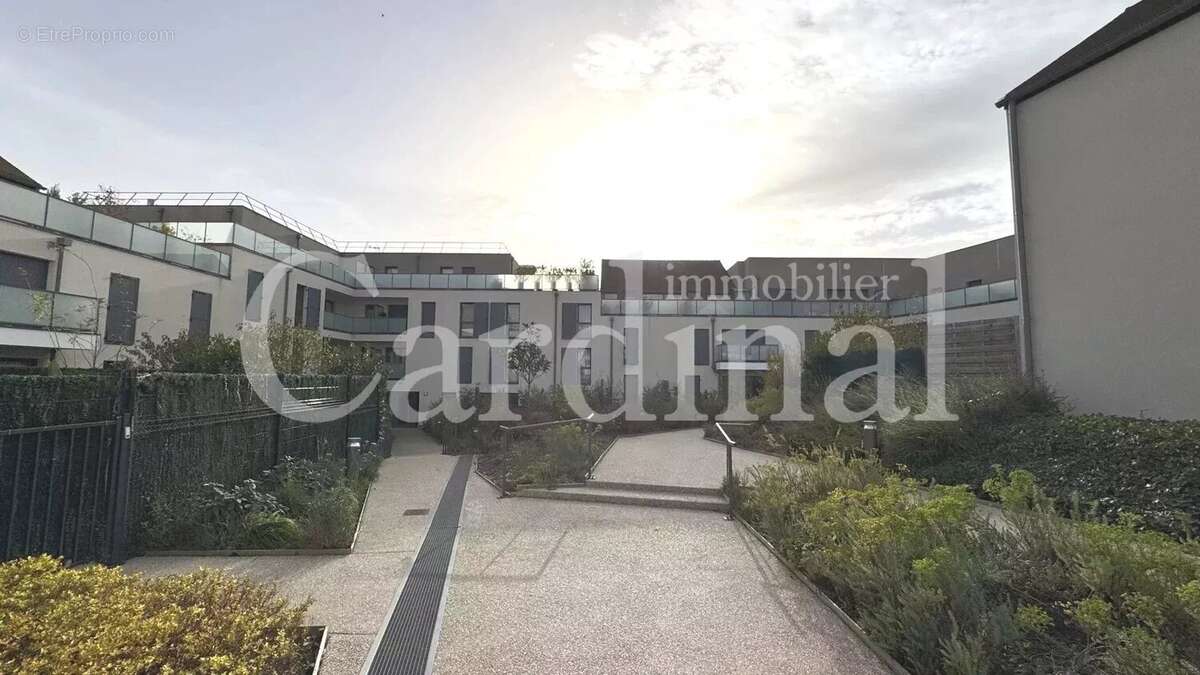 Appartement à NOISY-LE-ROI