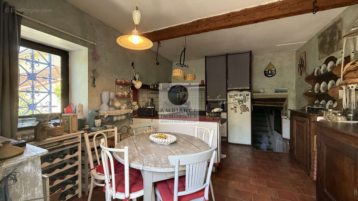 Maison à GUILHERAND-GRANGES