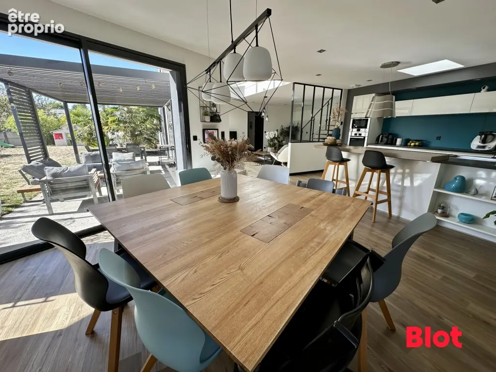 Maison 6 pièces 170 m² à vendre à Breteil (35160) - photo 2