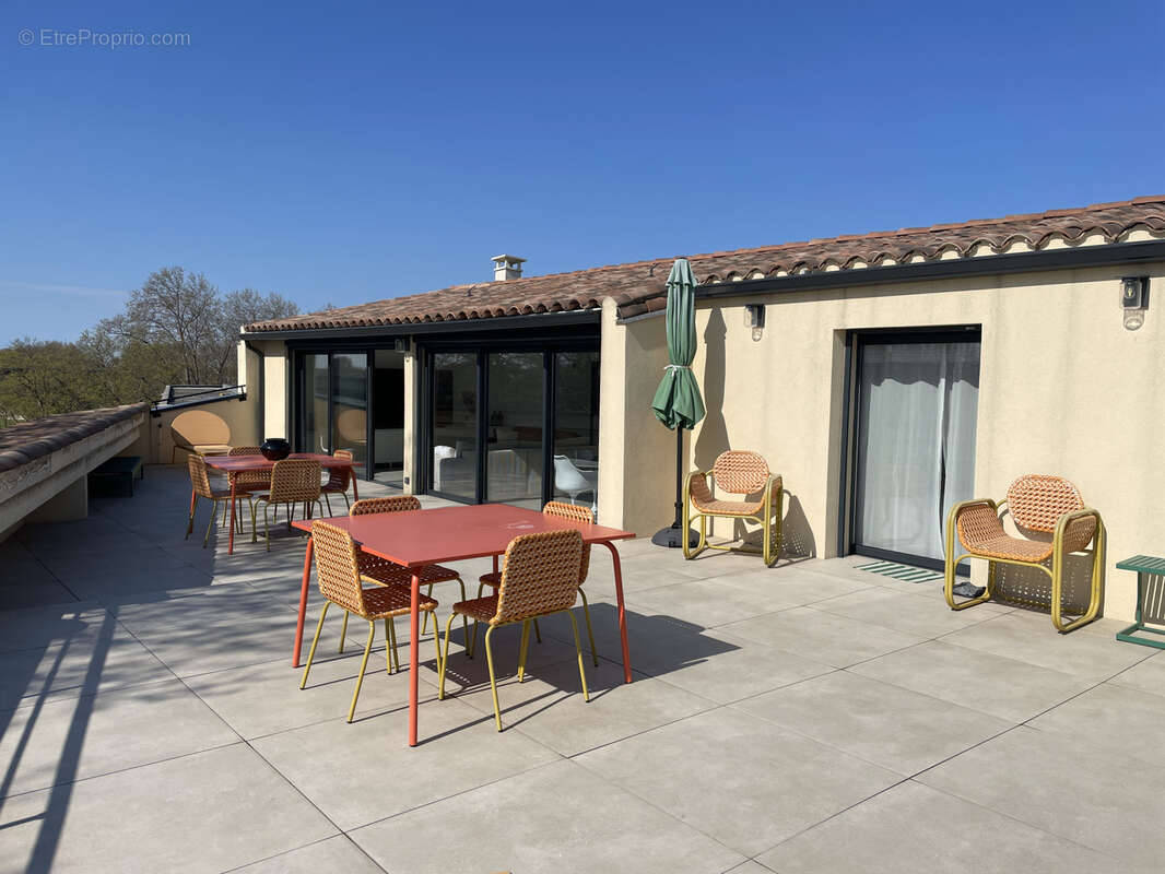 Appartement à ARLES