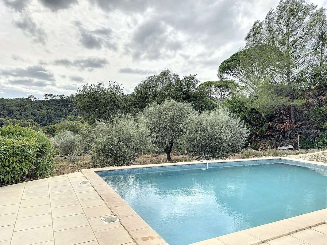 Maison à LORGUES