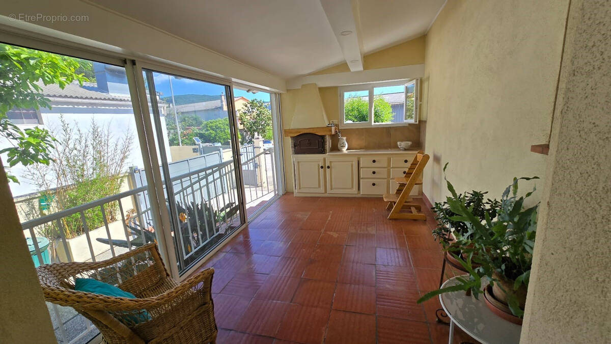 Maison à SOLLIES-PONT