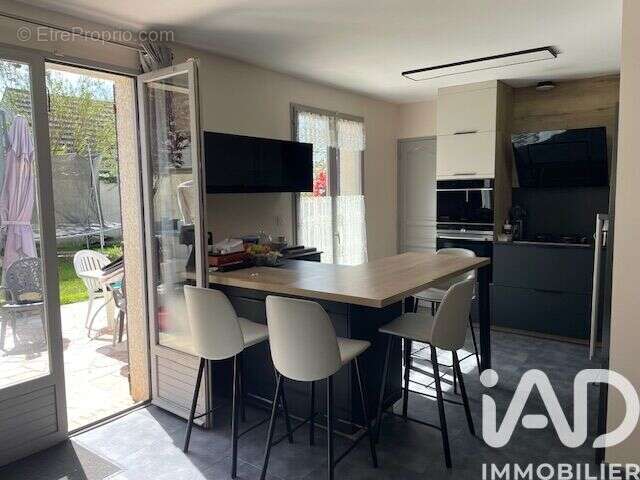 Photo 3 - Maison à BONNELLES