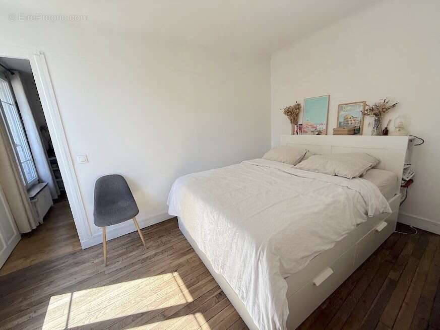 Appartement à PARIS-20E