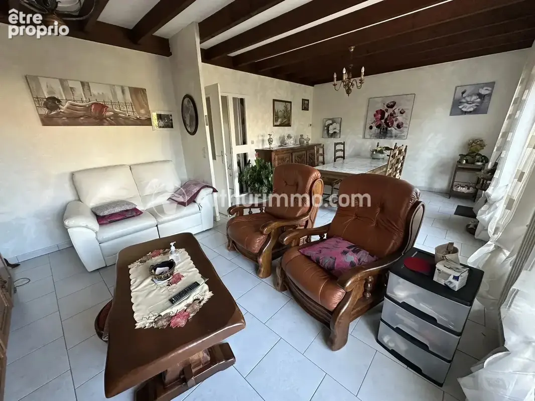 Maison 115 m² avec double garage, à proximité du centre ville de Neuvic. - photo 3