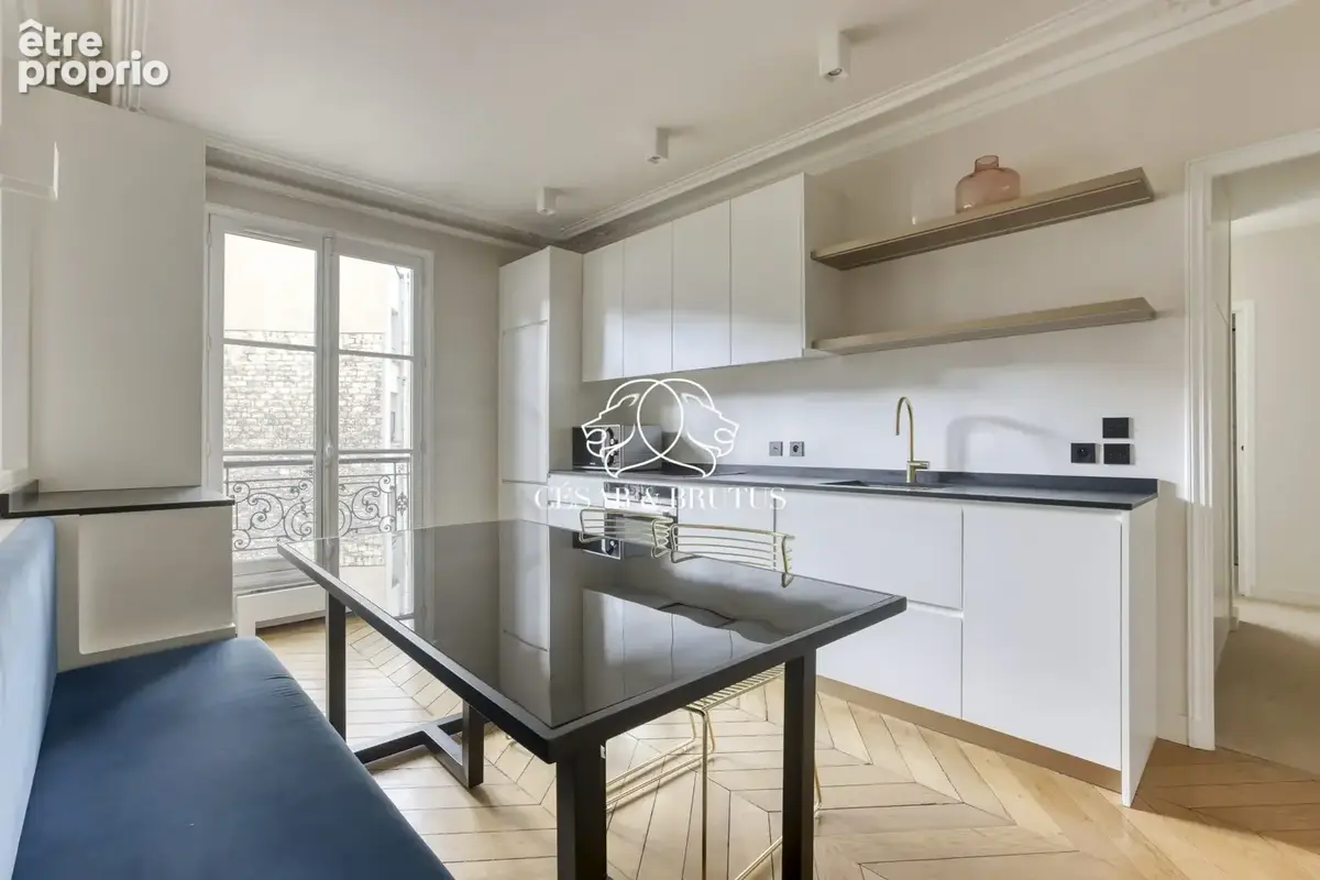 Appartement 2 pièces 56 m² à vendre à Paris-8e (75008) - photo 2