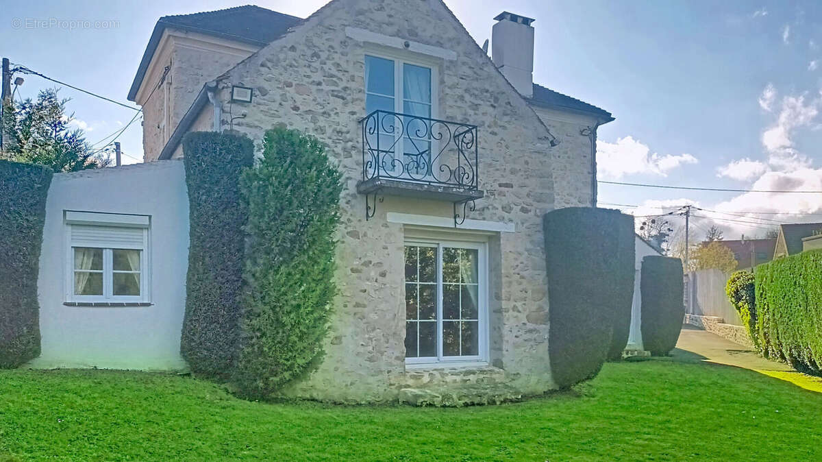 Maison à LUZARCHES
