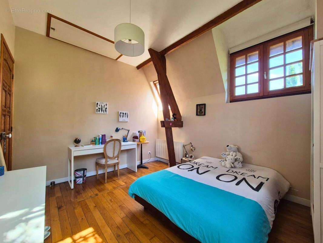 Appartement à HERICY