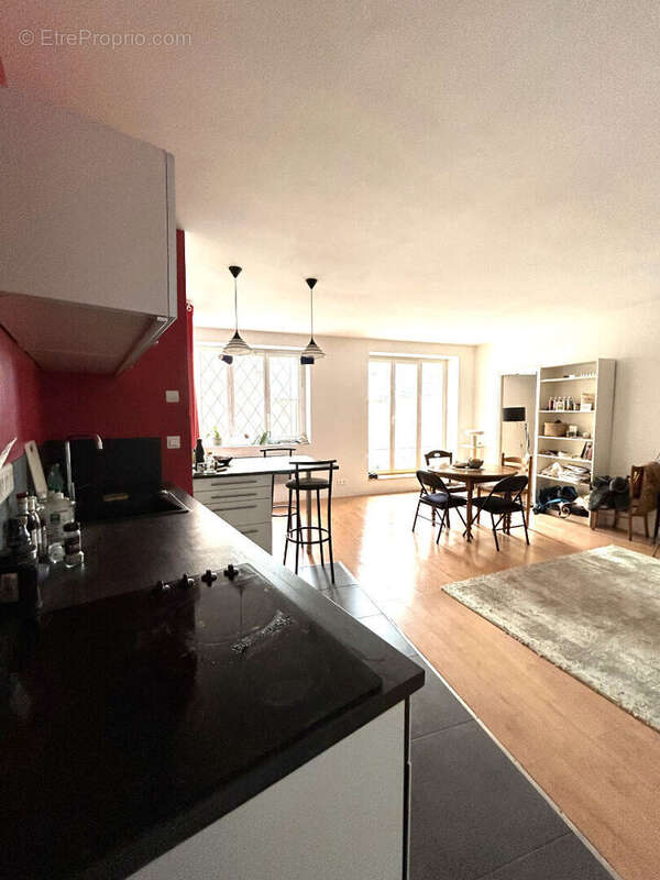 Appartement à LYON-9E