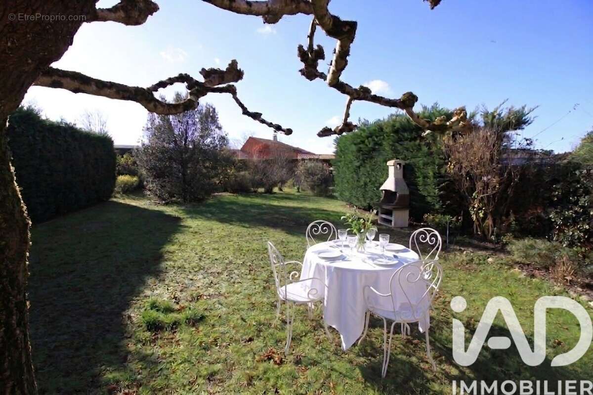 Photo 2 - Maison à VILLENAVE-D'ORNON