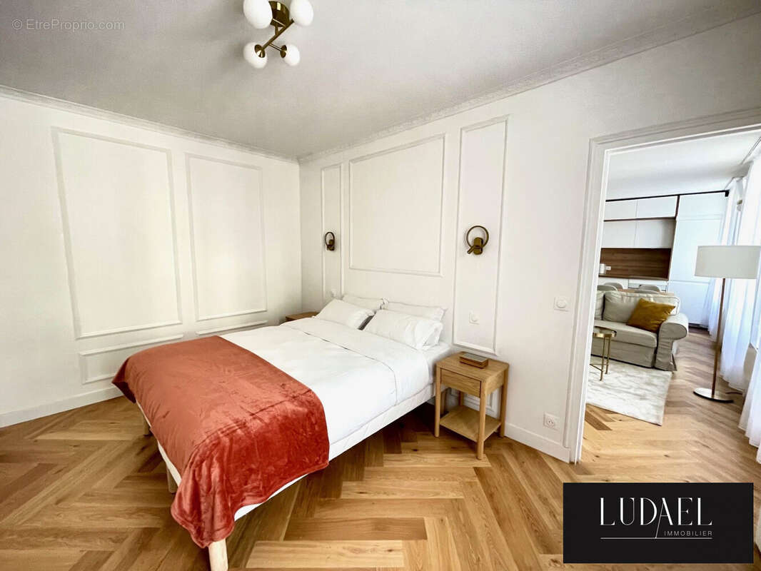 chambre - Appartement à PARIS-17E