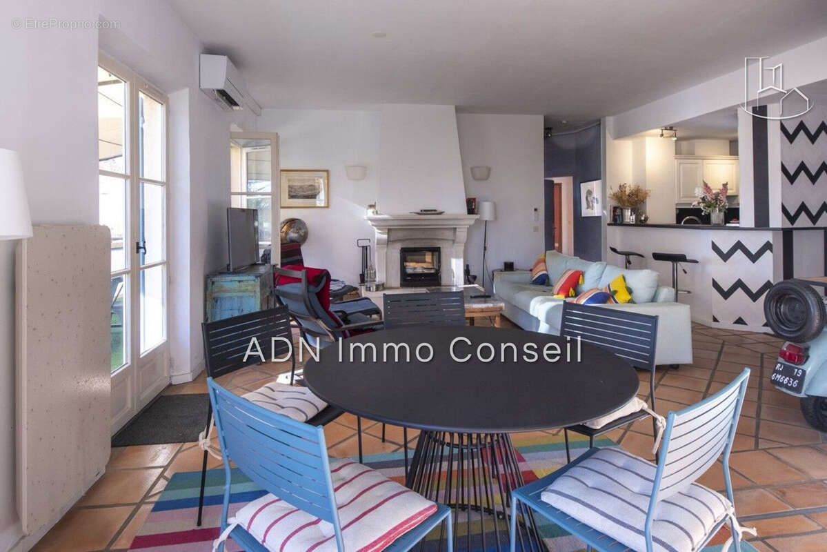 Appartement à MALLEMORT