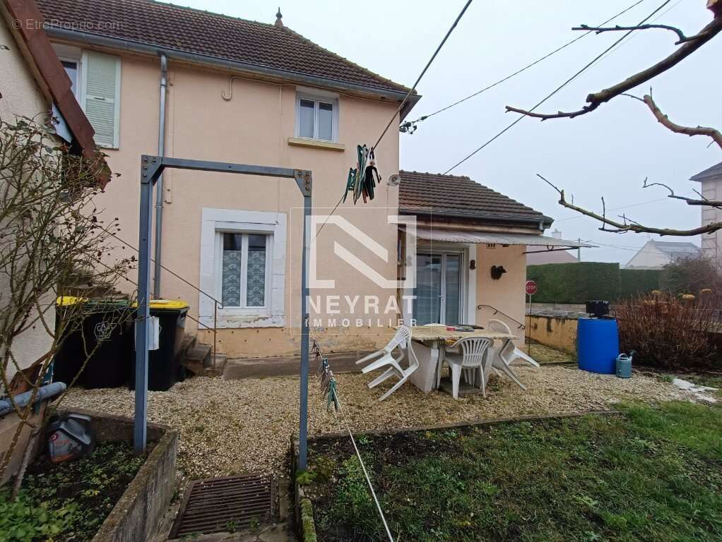 Appartement à LAMARCHE-SUR-SAONE