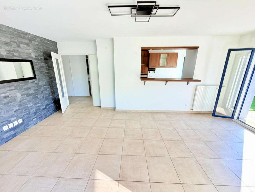 St Julien-en-Genevois centre, Appartement T4 en ATTIQUE avec terrasse de 64,17 m² dans résidence de 2018... - photo 13