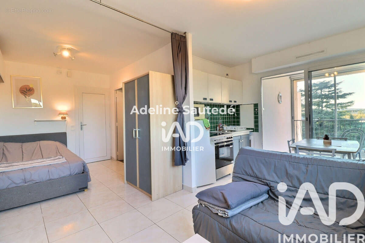 Photo 3 - Appartement à SAINT-CYR-SUR-MER