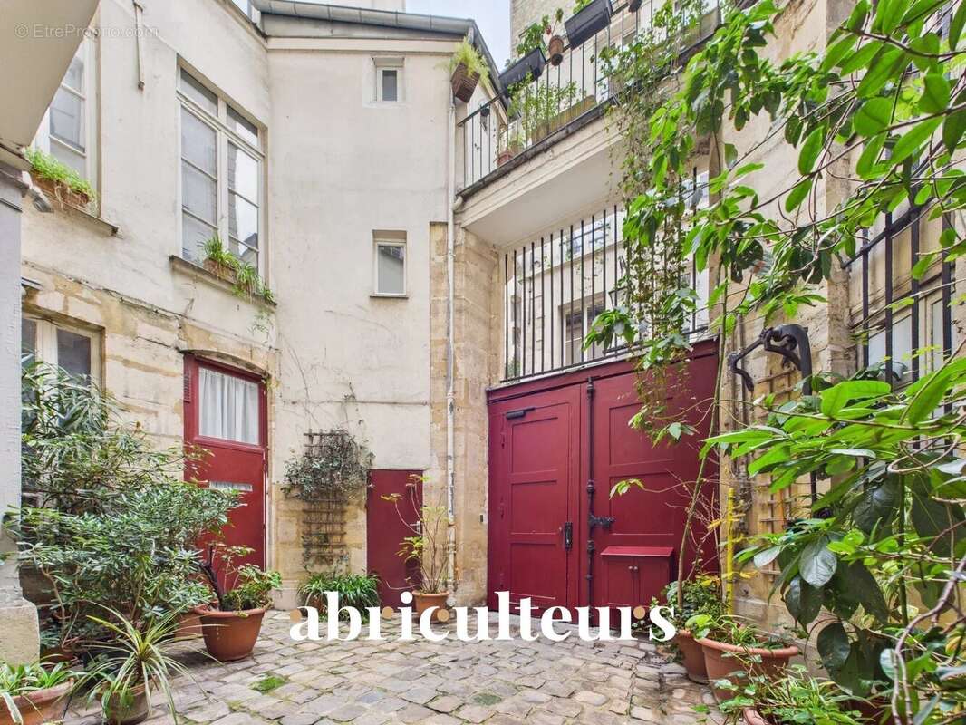 Appartement à PARIS-4E