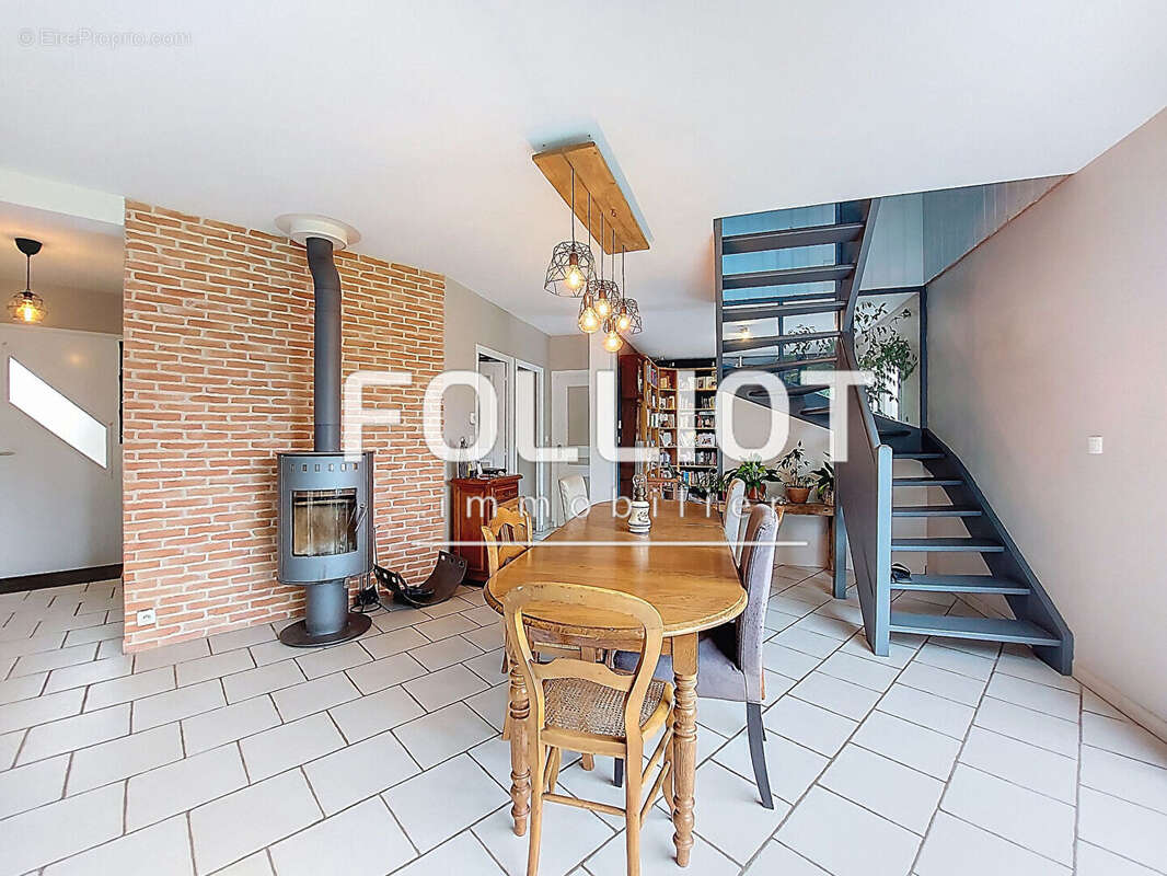 Maison à SAINTE-PIENCE