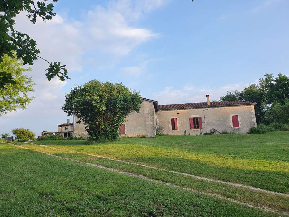 Maison à MONFLANQUIN