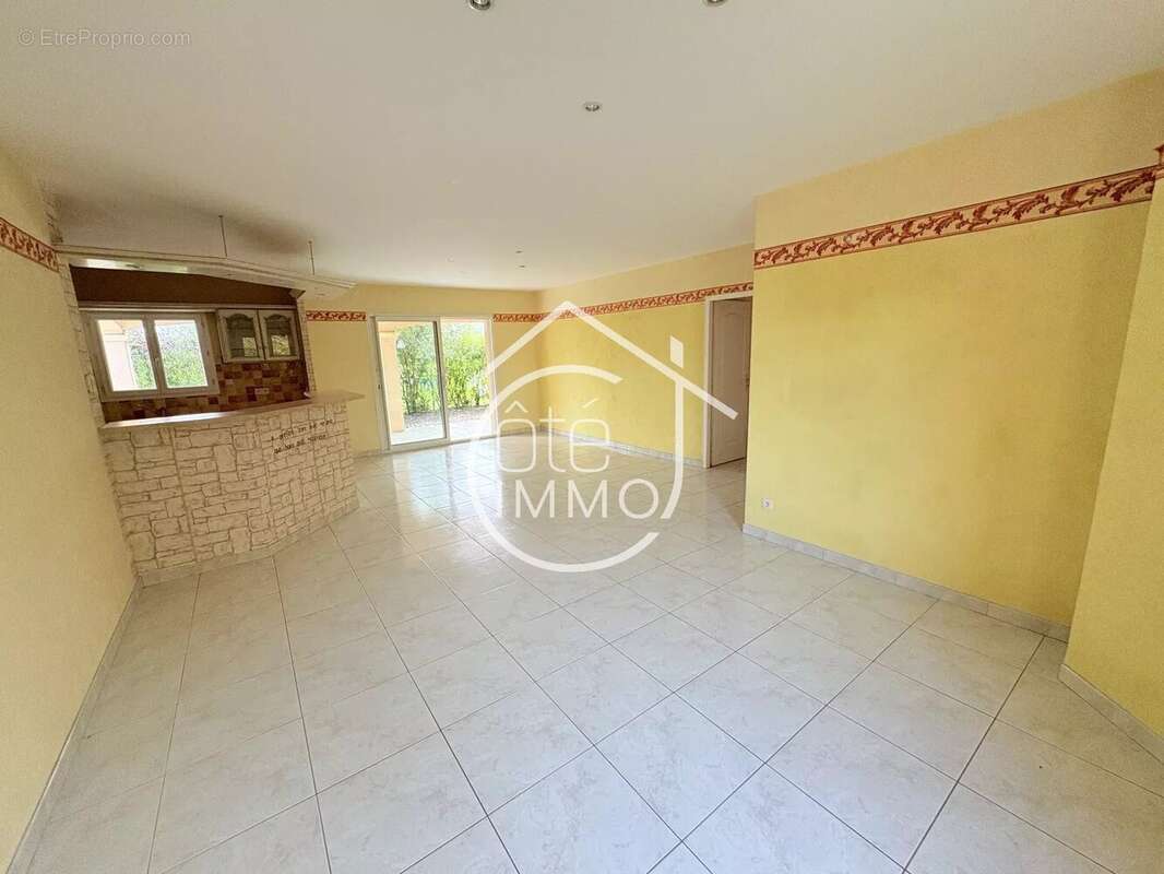 Maison à PRIGONRIEUX