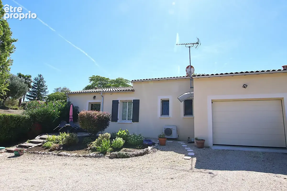 Vouillé, maison de plain-pied, 5 pièces, 116 m² habitables - photo 8