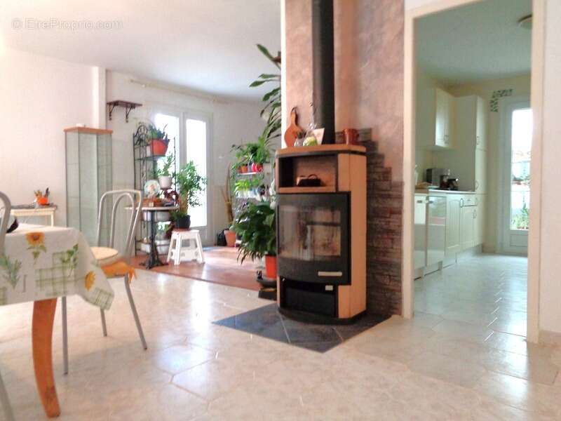 Maison à vendre 8 pièces  (33) - photo 3