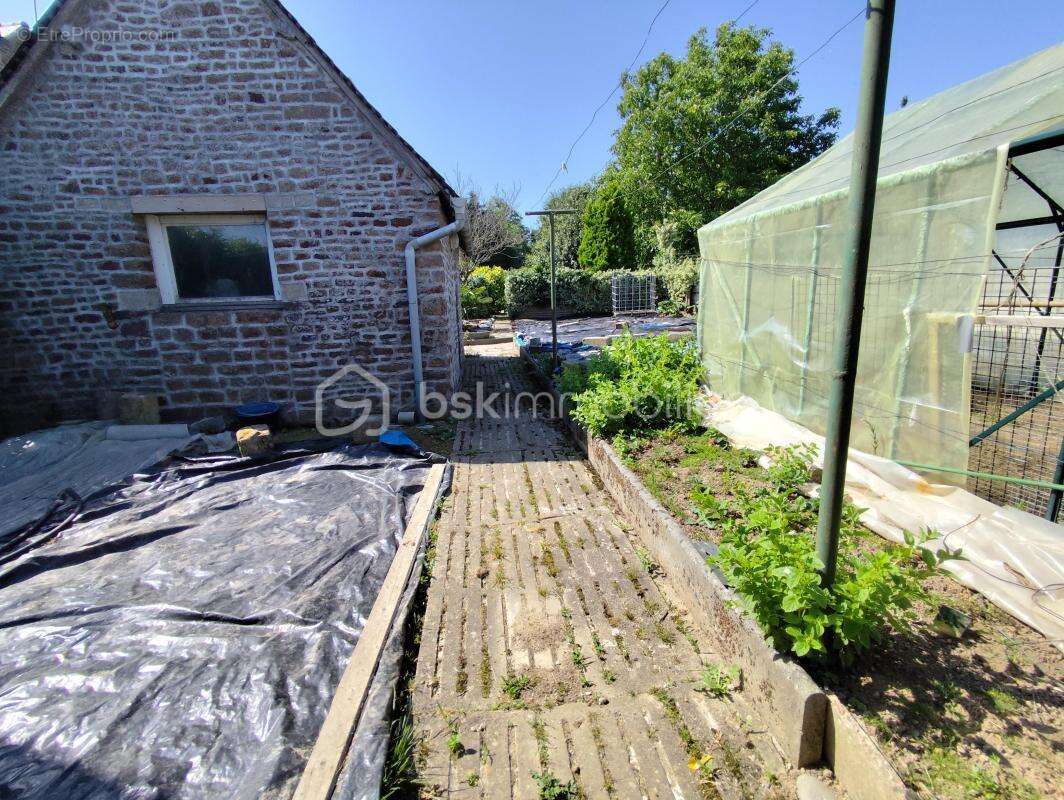 Maison en pierre de 138 m2 exposée plein Sud - photo 21