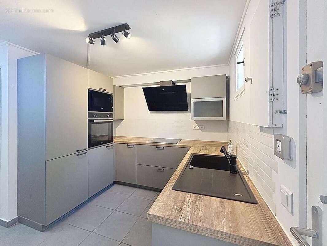 Photo 5 - Appartement à SIX-FOURS-LES-PLAGES