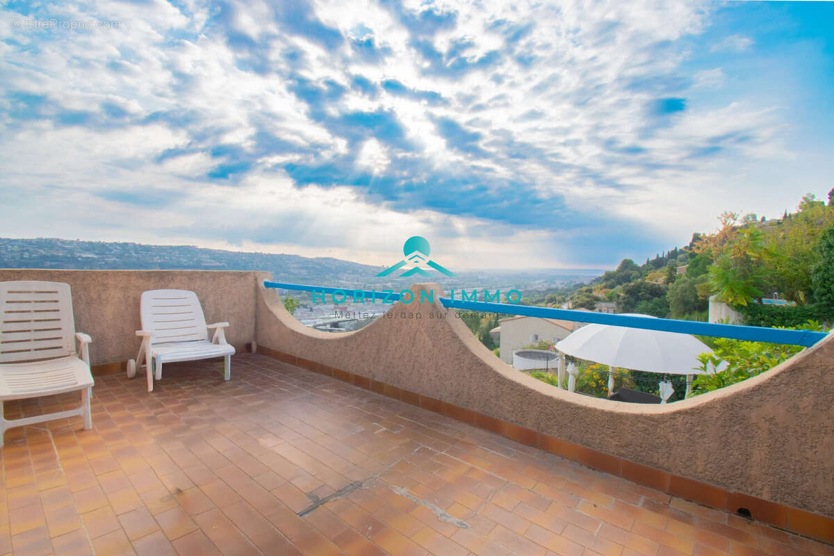 Maison à SAINT-LAURENT-DU-VAR