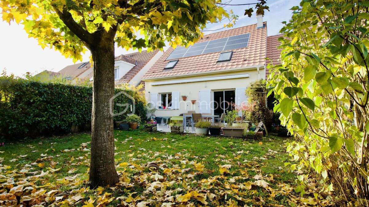 Maison à BALLAINVILLIERS