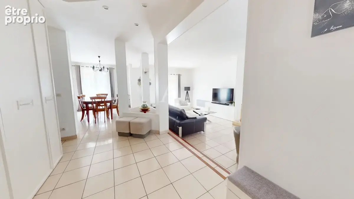 Maison LONGJUMEAU 6 pièces 148 m² - photo 4
