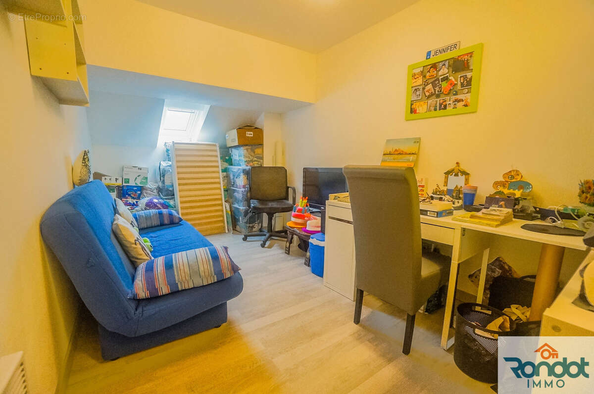 Maison à FONTAINE-FRANCAISE