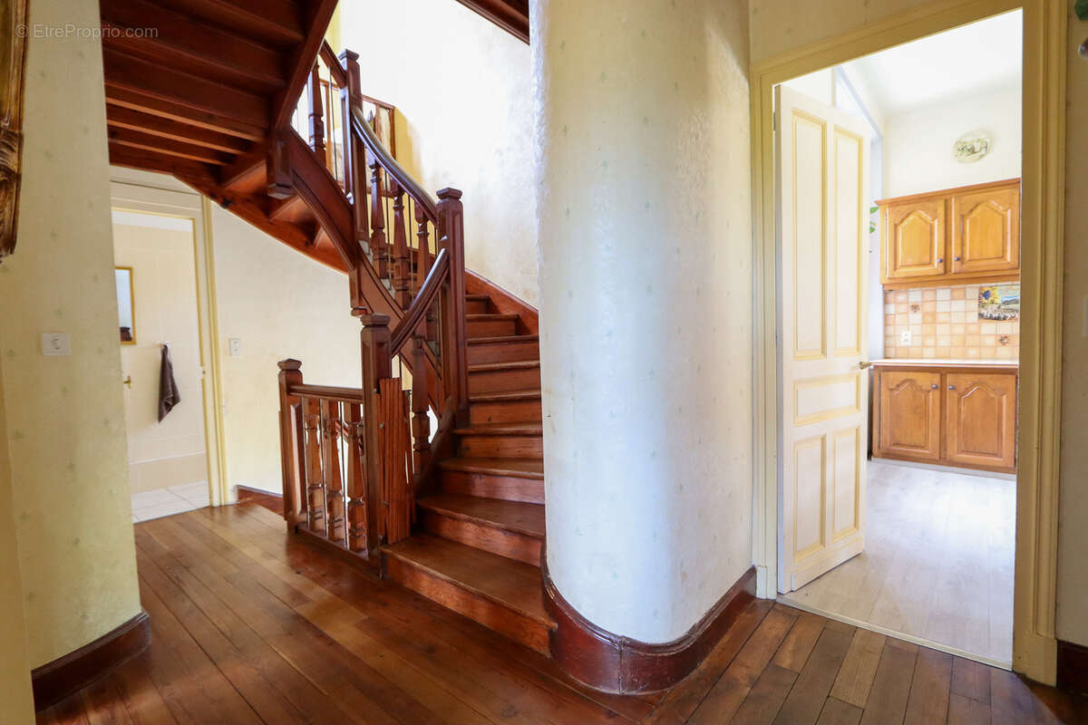 Maison à SAINT-VINCENT-DE-COSSE