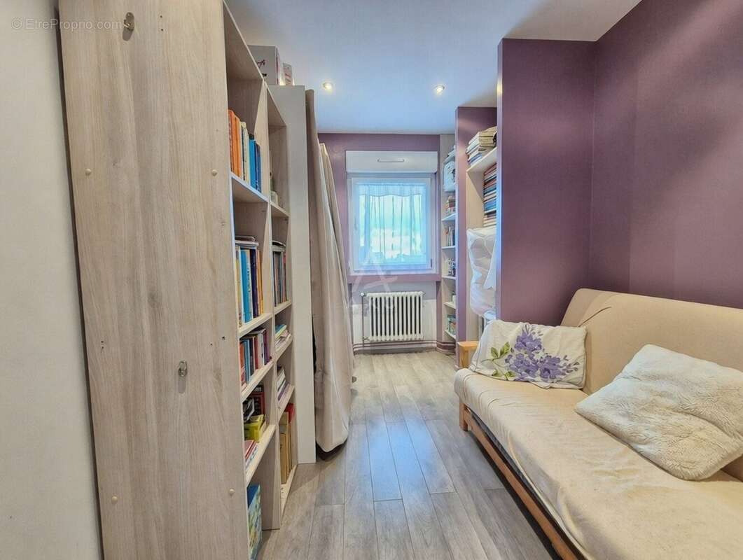 Appartement à AMNEVILLE