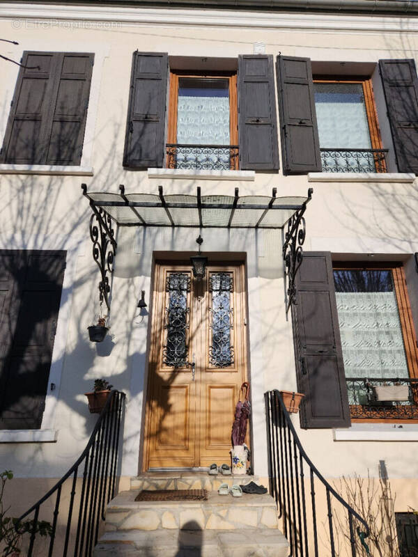 Maison à VILLEMOMBLE