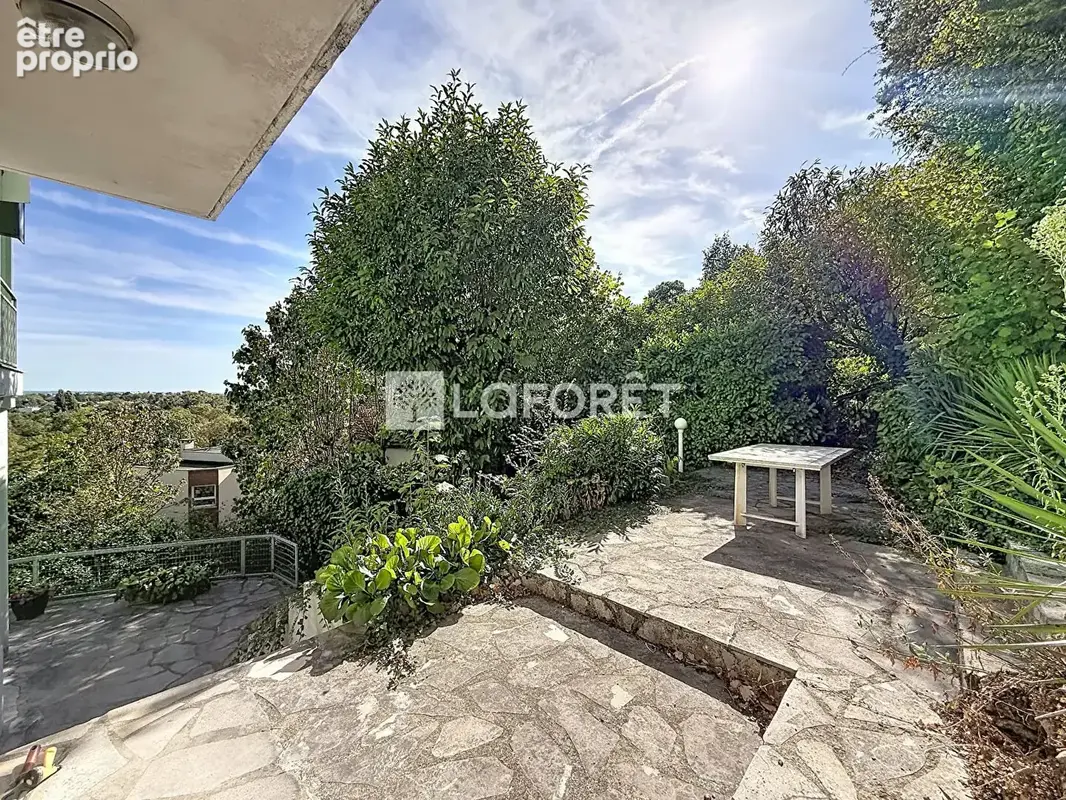 Le Plessis Robinson- Maison 4 pièces136 m2 - photo 12