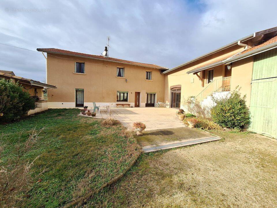 Maison à CHATEAUNEUF-SUR-ISERE