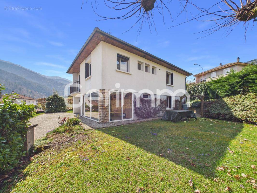 Maison à SAINT-PIERRE-D'ALLEVARD