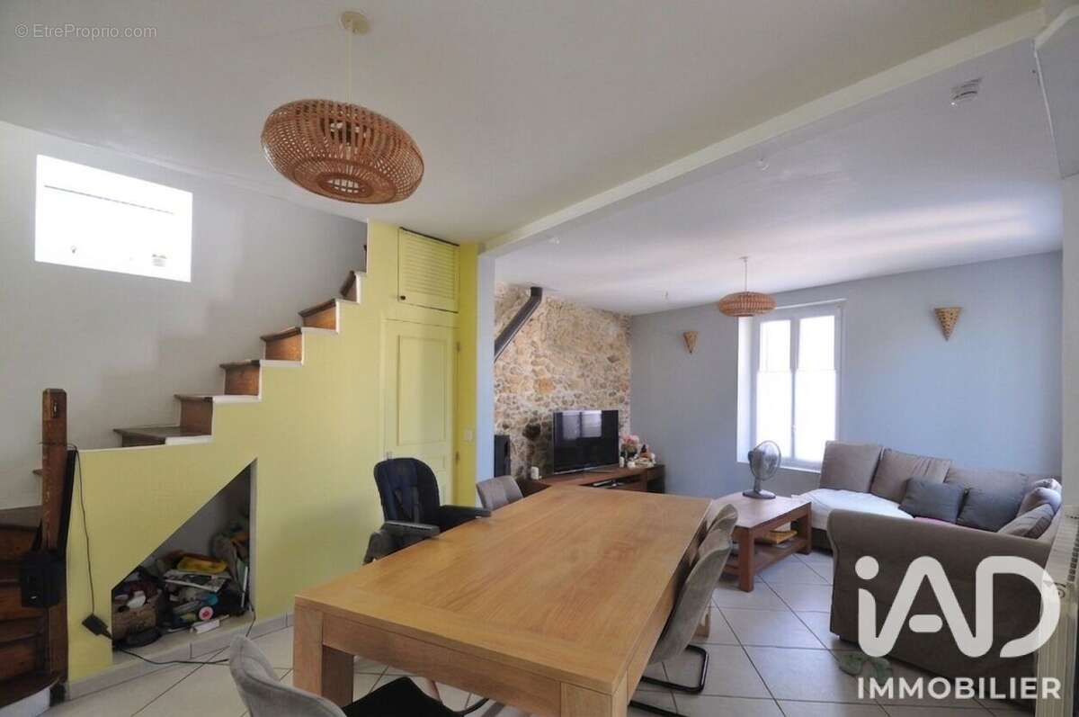 Maison 100 m² à Lagny-Sur-Marne  - photo 5