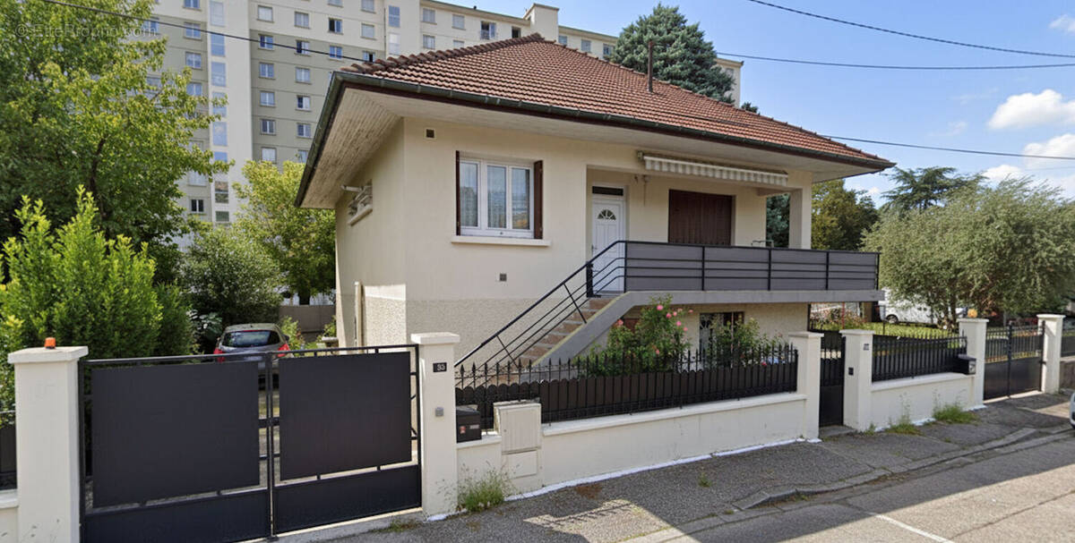 Appartement à SEYSSINET-PARISET