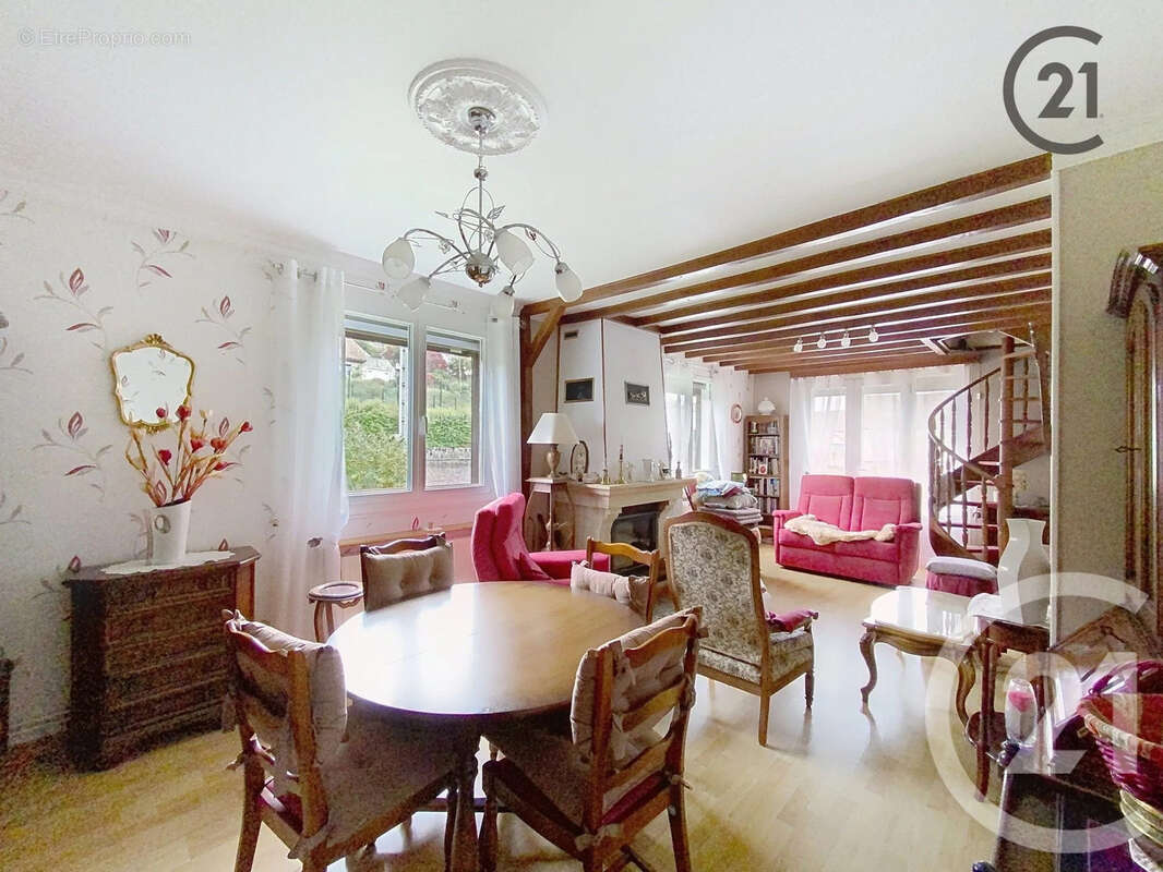 Maison à RILLY-SAINTE-SYRE