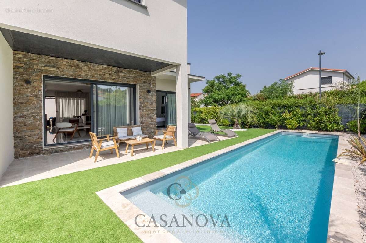 Montpellier Nord Villa contemporaine à Castelnau-le-Lez, 4 chambres, piscine, garage et bureau, proche tram - photo 3