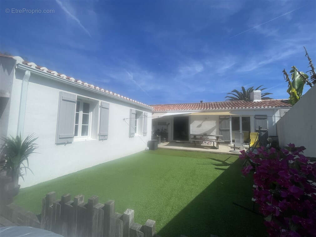 Maison à L&#039;EPINE